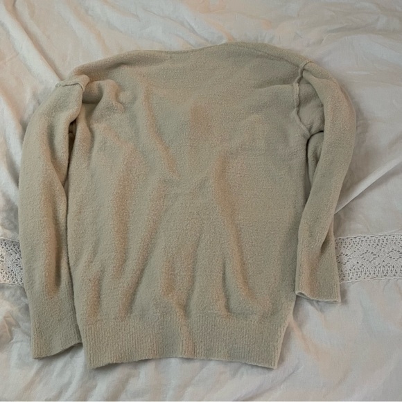 Wilfred Free SMALL Fleece Top Sweater Long Sleeve Cream Knot Aritzia - Picture 5 of 7